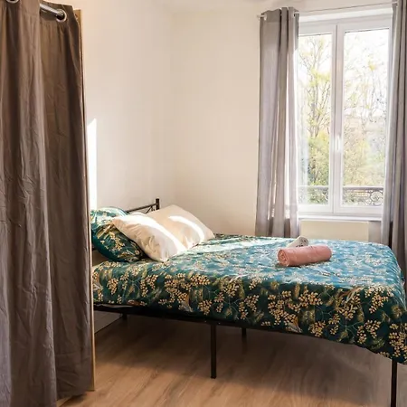 Grand 2 Centre Apartment *