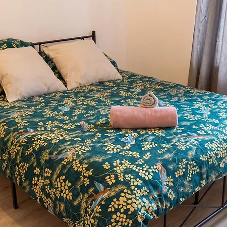 Grand 2 Centre Apartment *